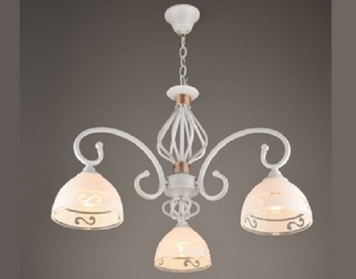 Люстра потолочная трехрожковая на цепочке Мелодия Света Е27 Белая фото Люстра потолочная трехрожковая на цепочке Мелодия Света Е27 Белая картинка